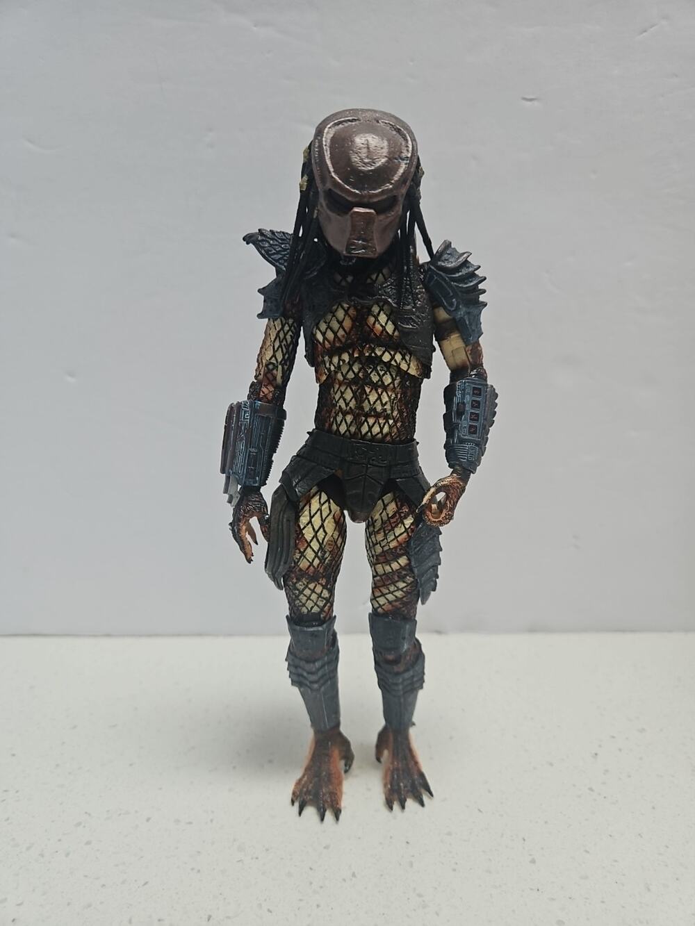 Neca The Predator Ultimate City Hunter 8” Loose Figure 2018